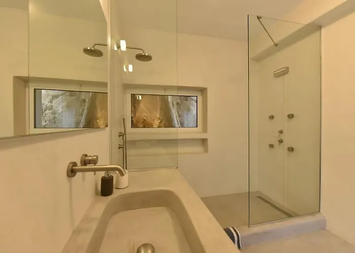 Aethereal With Private Pool And Town Views וילה *