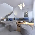 Aethereal With Private Pool And Town Views וילה