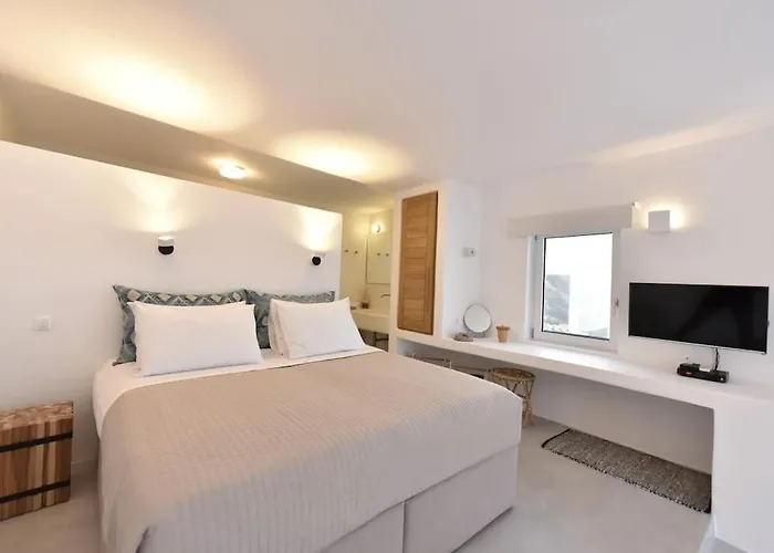 Aethereal With Private Pool And Town Views Villa