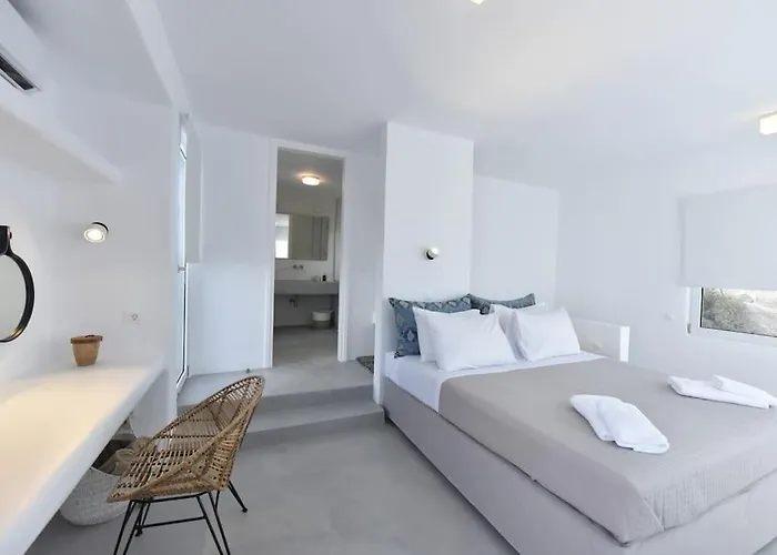 Villa Aethereal With Private Pool And Town Views *